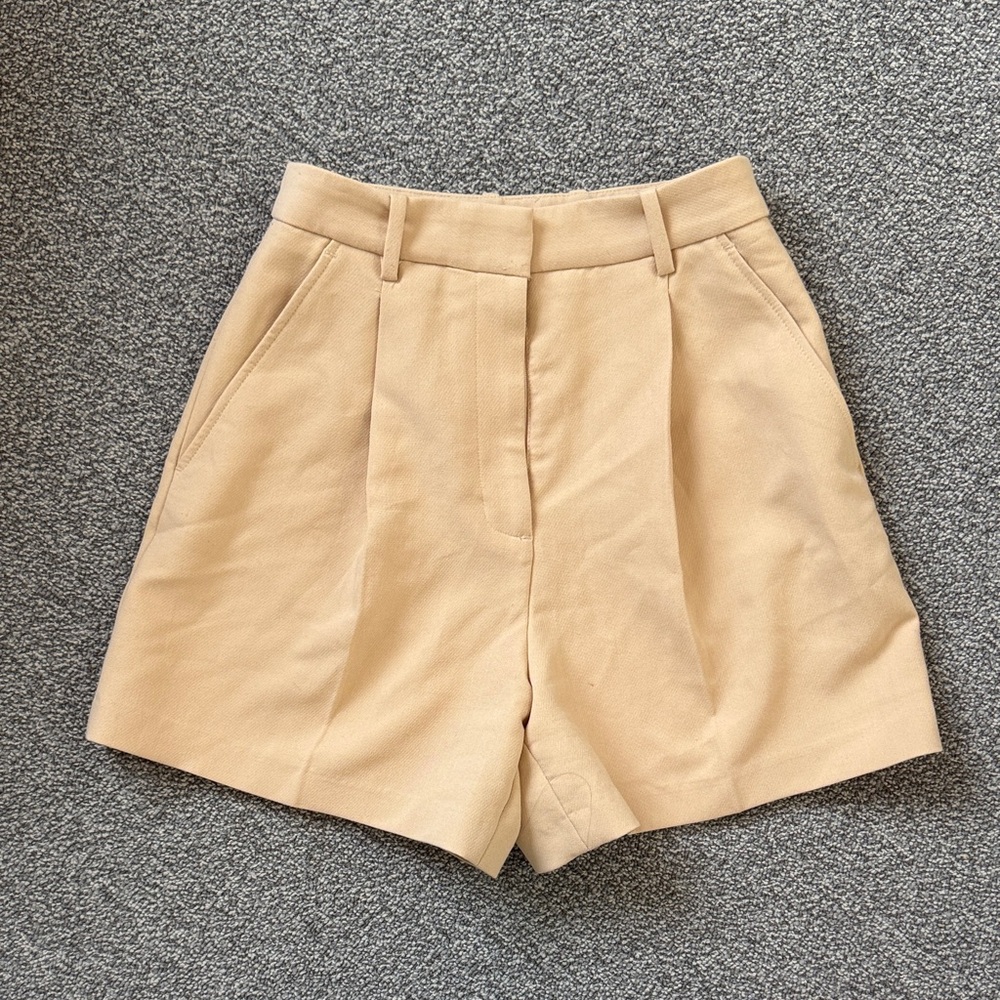 Zara High Waist Pleated Tan Shorts